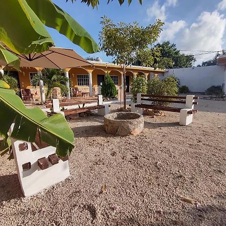 Hotel Villa Gabriela - Restaurant, Bikes ,Lands Tours 塞莱斯通 外观 照片